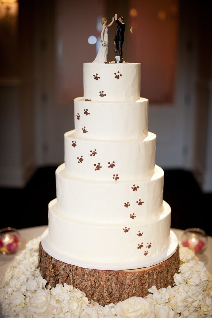 Pawprint Cake