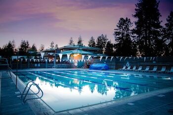 Picture of Mount Bachelor Village Resort
