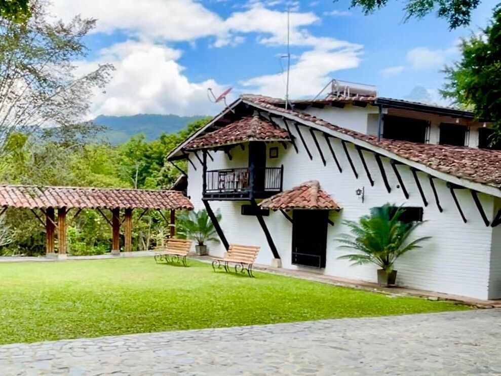 Picture of Eco Hotel Hacienda El Diamante