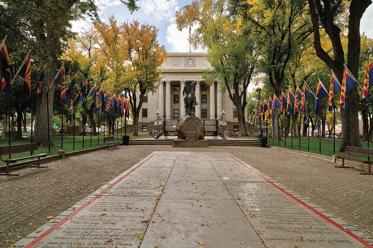 Picture of Courthouse Plaza