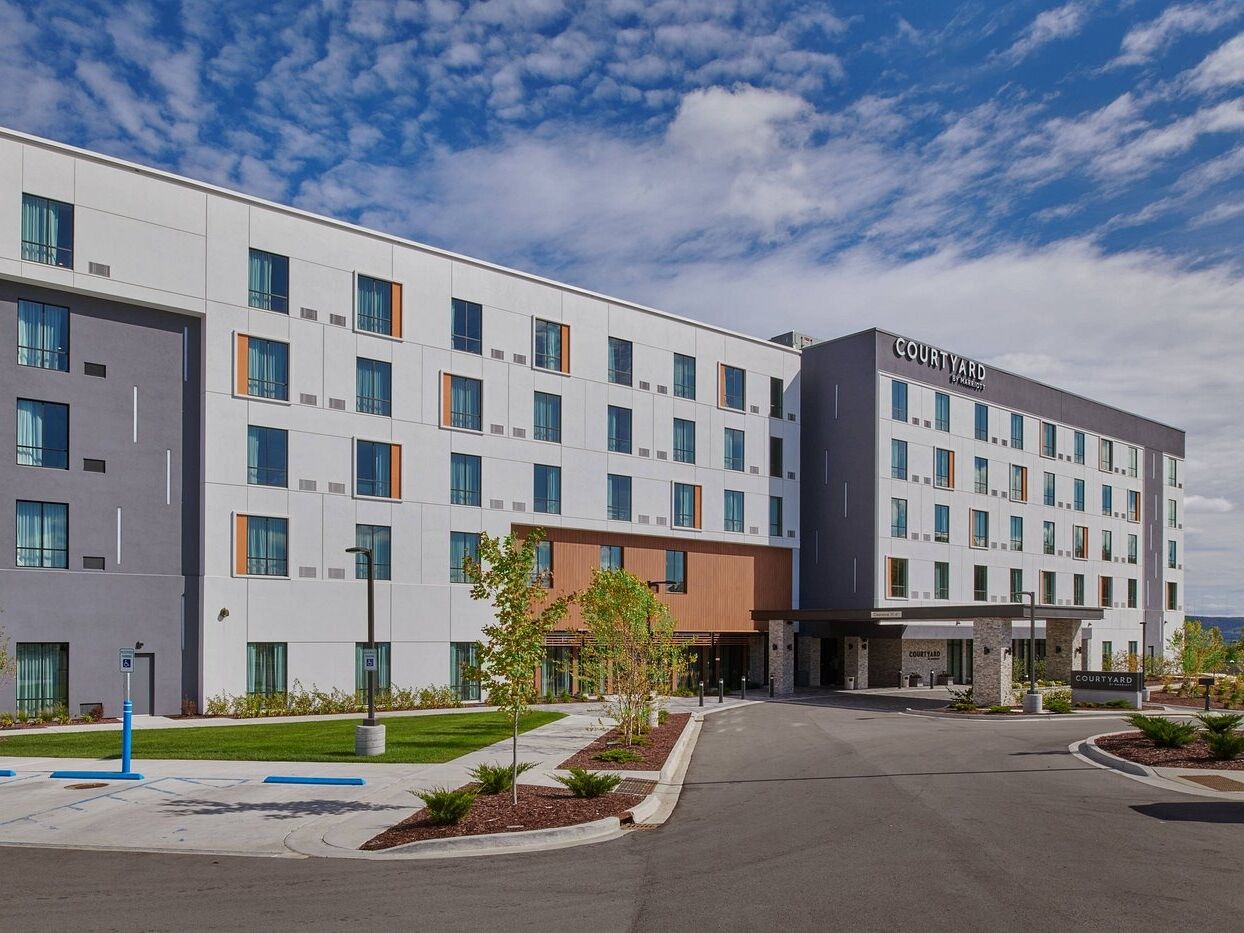 Picture of Courtyard Petoskey at Victories Square