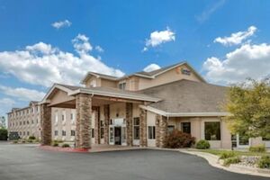 Picture of Comfort Inn & Suites Diamondale – Lansing