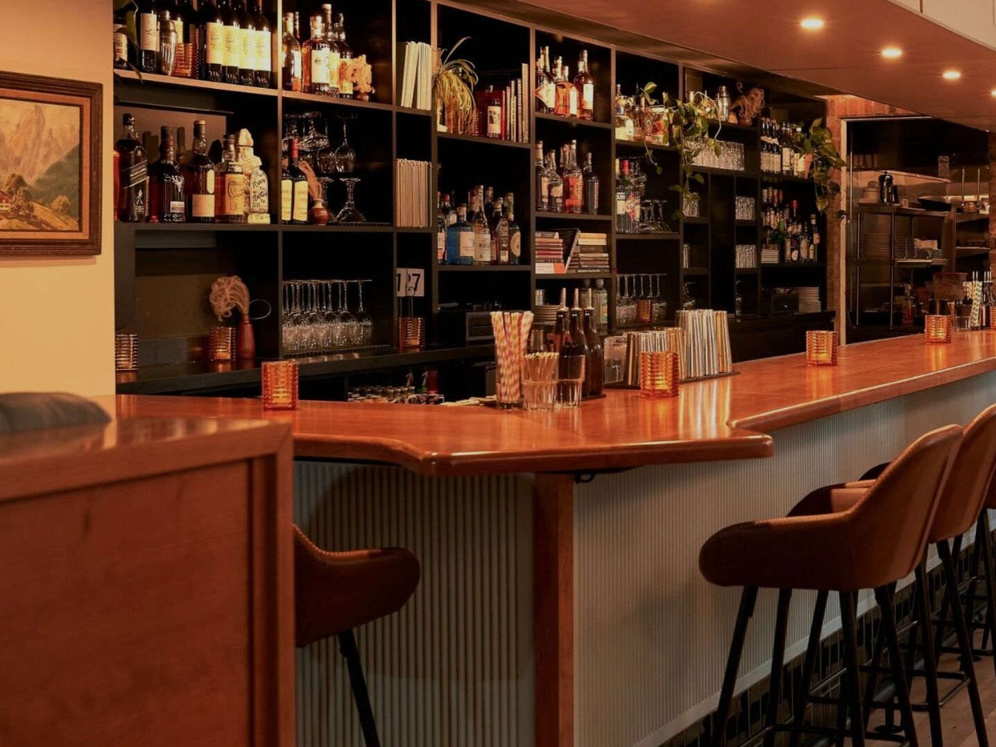 Picture of Mid City Restaurant