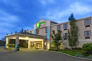 Picture of Holiday Inn Express & Suites Alliance an IHG Hotel