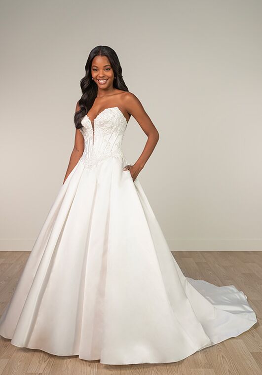 Stella York SY8246 Ball Gown Wedding Dress - 4