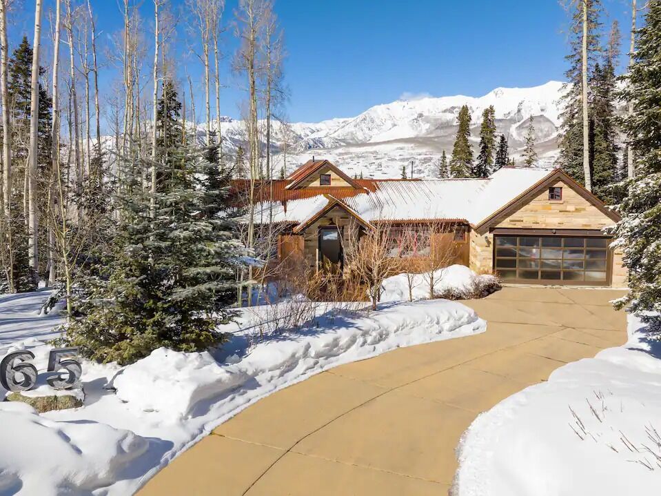 Picture of Canyon View Escape