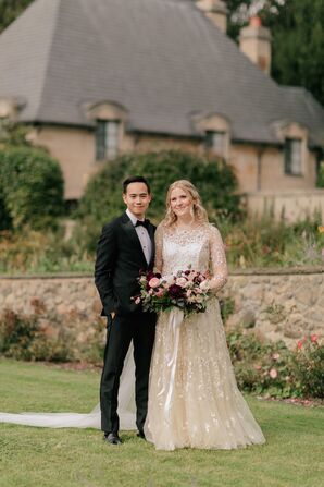 Bride and Groom Portraits for Wedding in Western Michigan