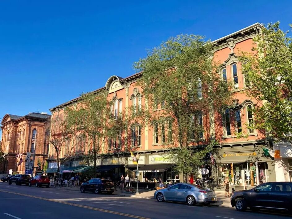 Picture of Saratoga Springs’ Historic Broadway District