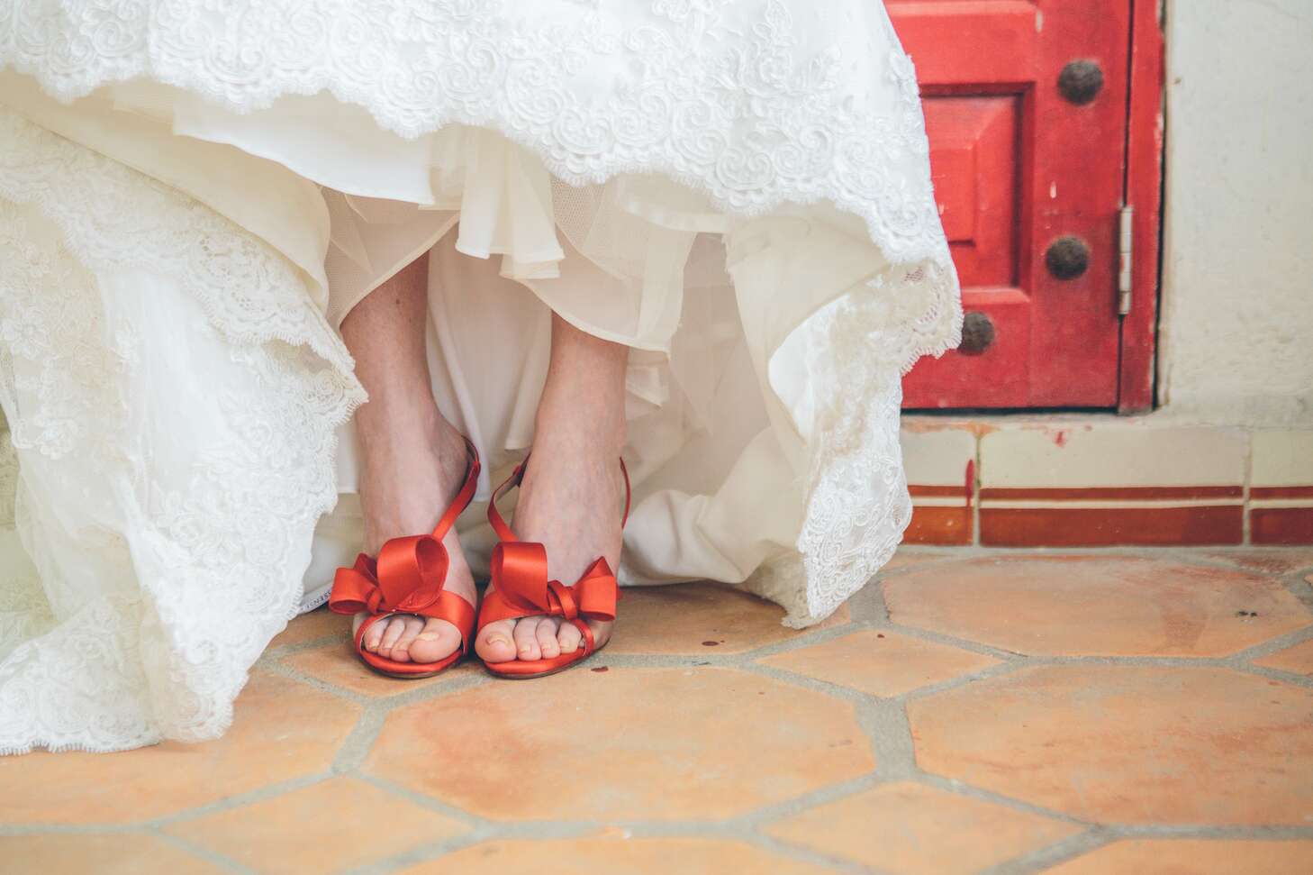 finansiere gateway Øst Timor Red Peep-Toe Valentino Bridal Shoes