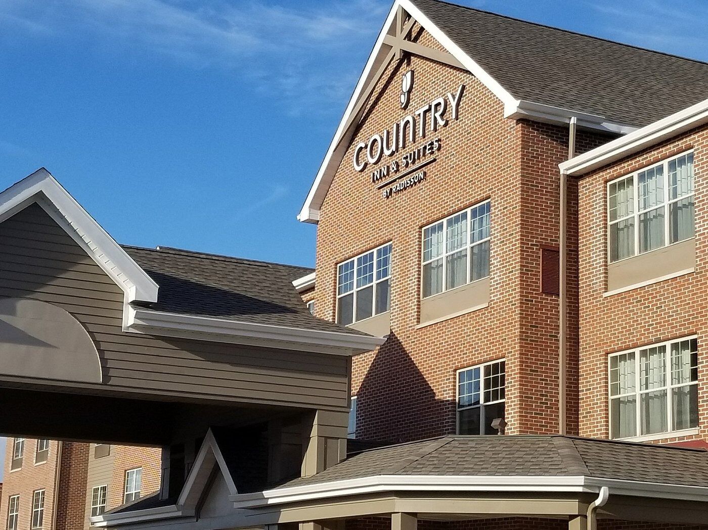 Picture of Country Inn & Suites by Radisson, Green Bay East, WI