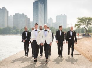 Oscar and Rob's wedding was “a blend of modernity and antiquity,” Rob says. On the one hand, they celebrated in Architectural Artifacts, Inc., a conve