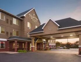 Picture of Country Inn & Suites by Radisson, Lima, OH