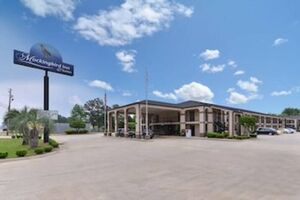 Picture of Mockingbird Inn & Suites