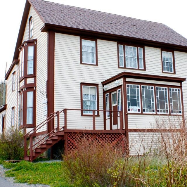 Picture of Bishop White Manor (Bed & Breakfast)