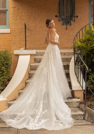 Essense of Australia D3707 A-Line Wedding Dress