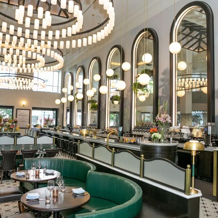 Picture of La Belle Helene