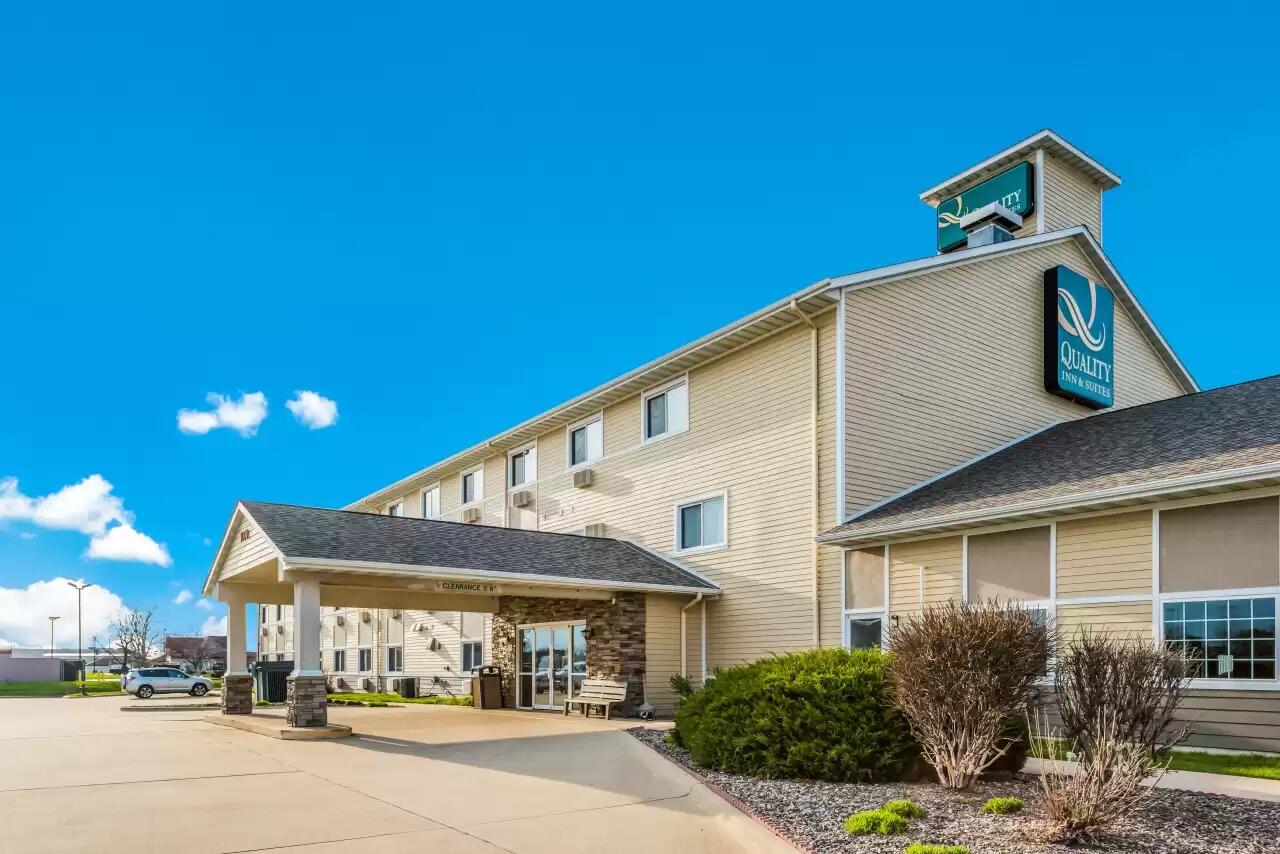 Picture of Quality Inn & Suites Eldridge Davenport North