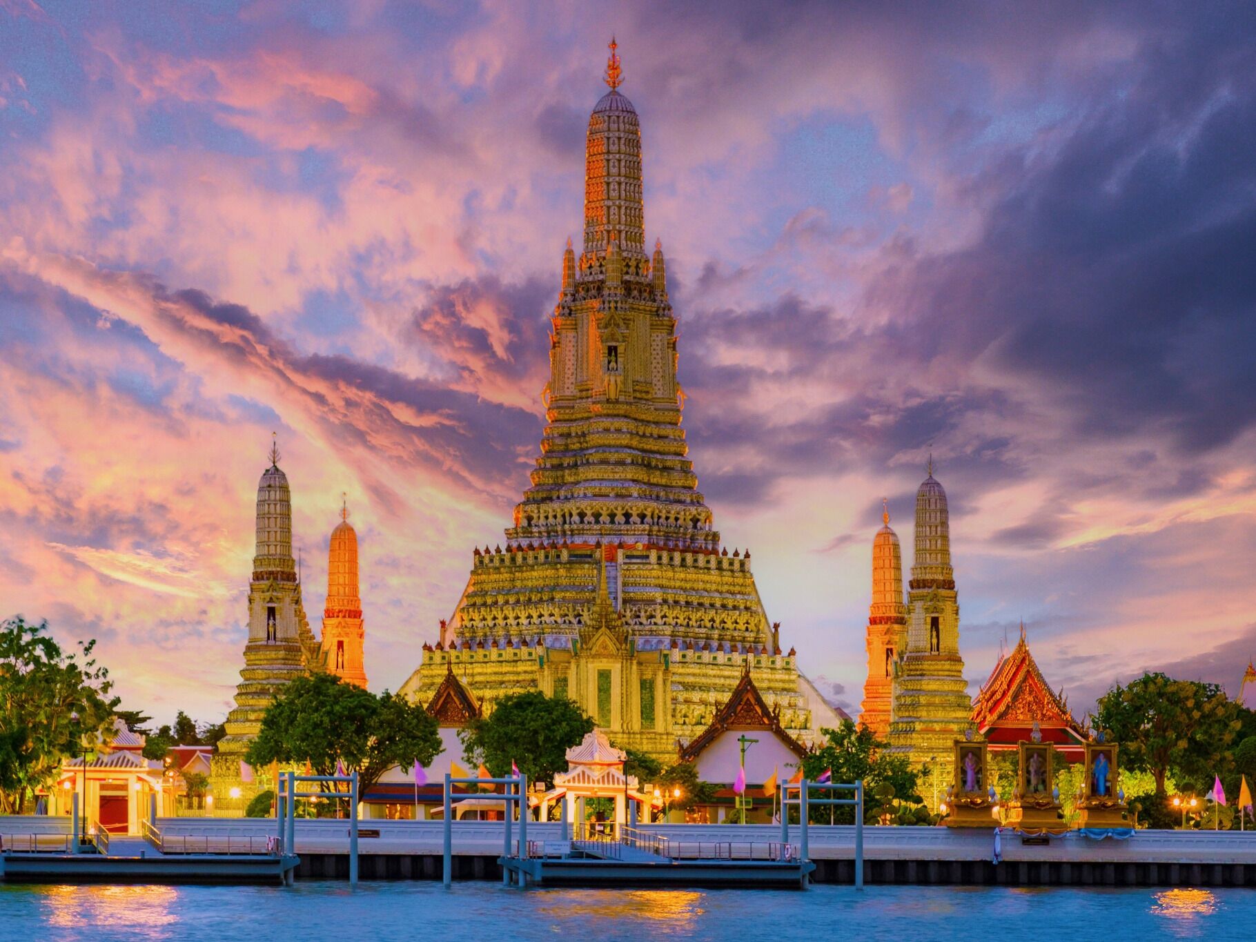 Picture of Wat Arun Ratchawararam Ratchawaramahawihan