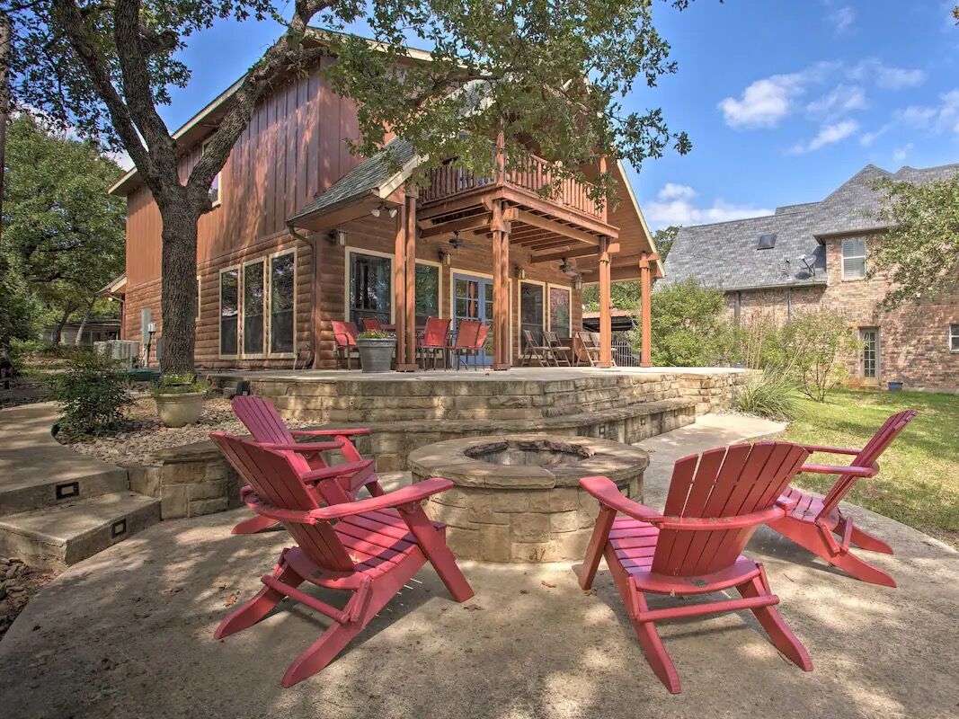 Picture of Waterfront Cabin In Chico
