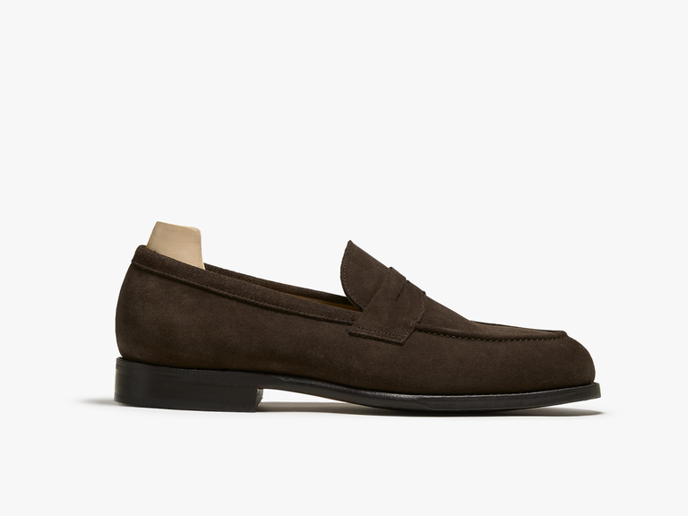 Brown suede shoes for a casual wedding. 