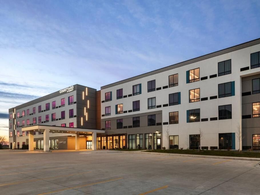 Picture of Courtyard Bettendorf