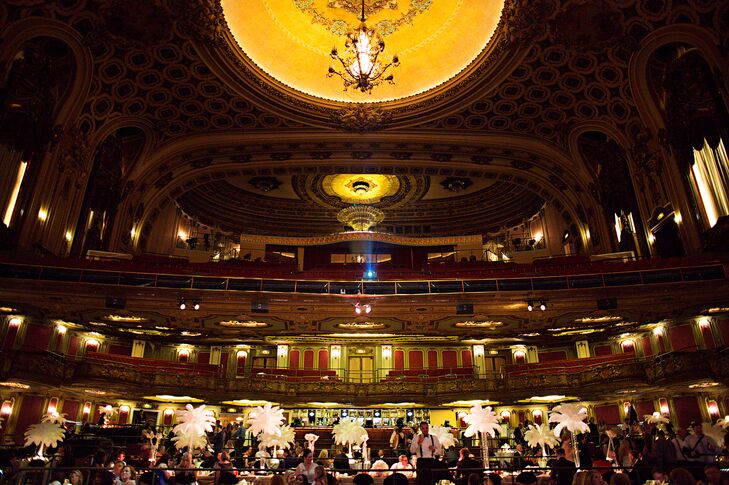 “Located in the Power and Light District of Downtown Kansas City, it provided a fun and upbeat atmosphere,” Breanne says. “Once you step inside the Midland you are transformed into the 1920s with its high ceilings, chandeliers and vaudeville meets gothic glam decor.”