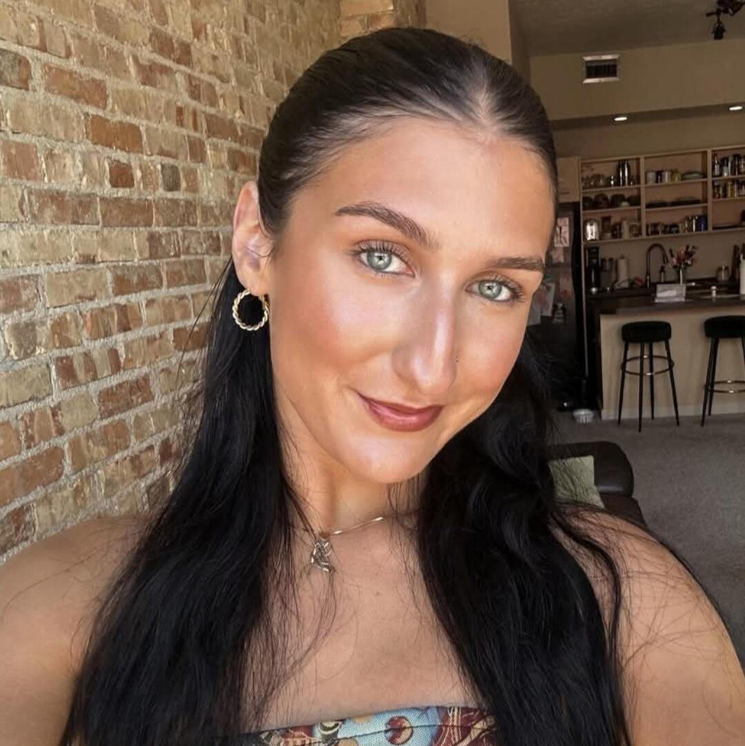 Carly Coomes