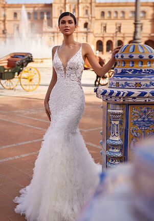 Val Stefani Aurelia Mermaid Wedding Dress