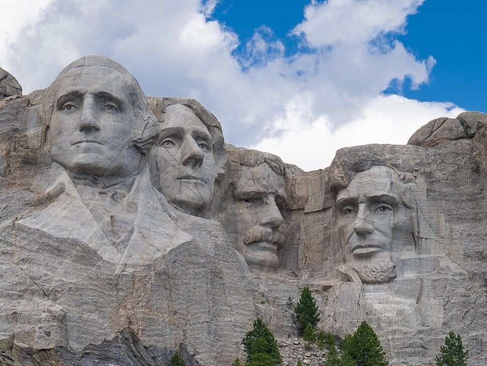 Picture of Mount Rushmore National Memorial