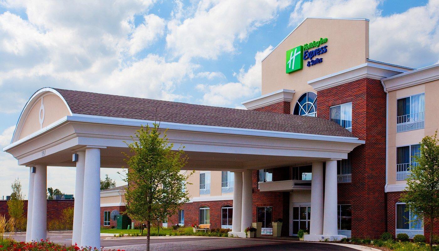 Picture of Holiday Inn Express & Suites Lake Zurich-Barrington by IHG