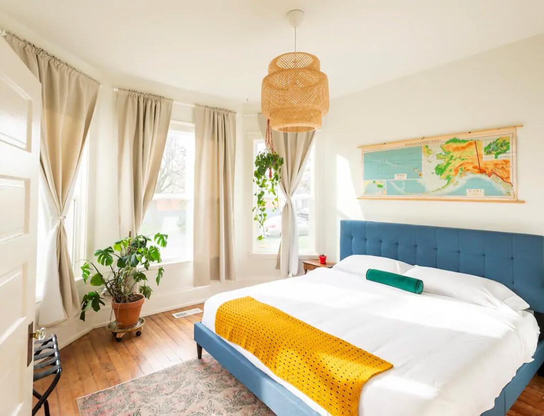 Picture of AirBnb