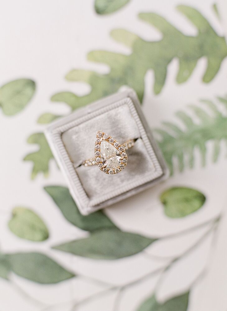 Gold Pear-Shaped Diamond Engagement Ring with Halo