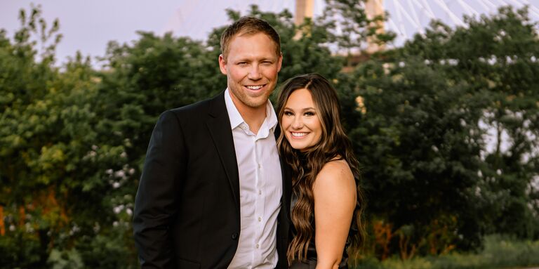 Izabella & Alex Home Page Banner