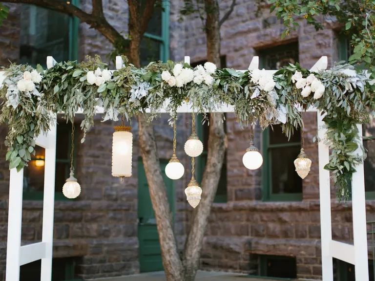 Vintage Hanging Lamps wedding lighting idea