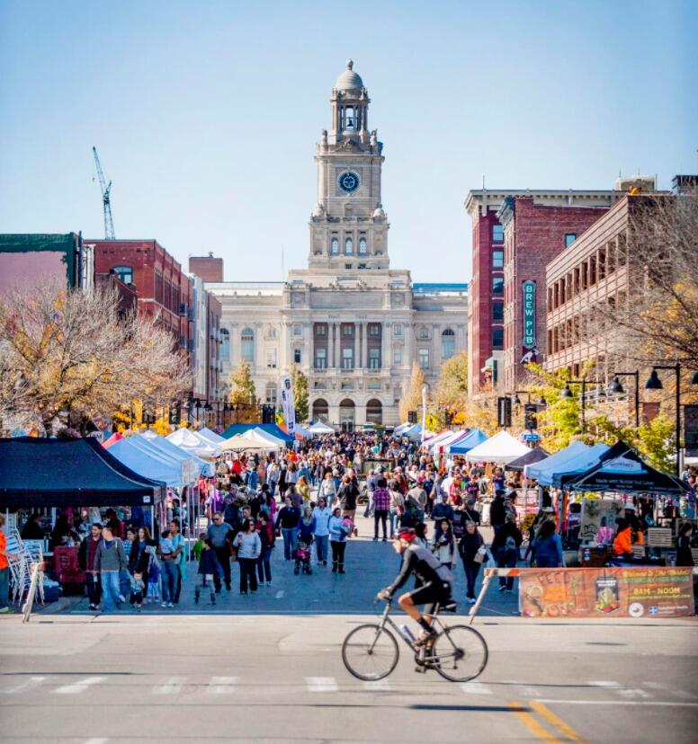 Picture of Des Moines' Downtown Farmers’ Market