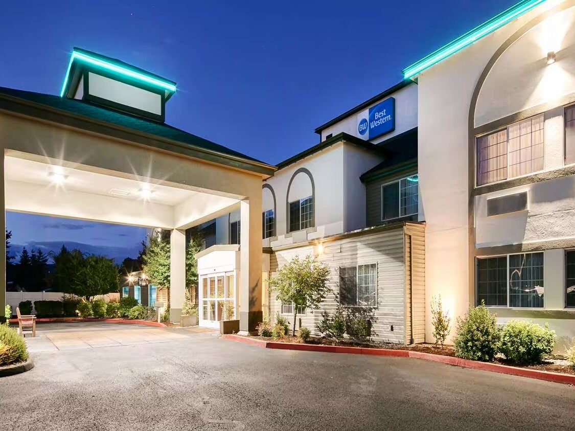 Picture of Best Western Woodland Inn
