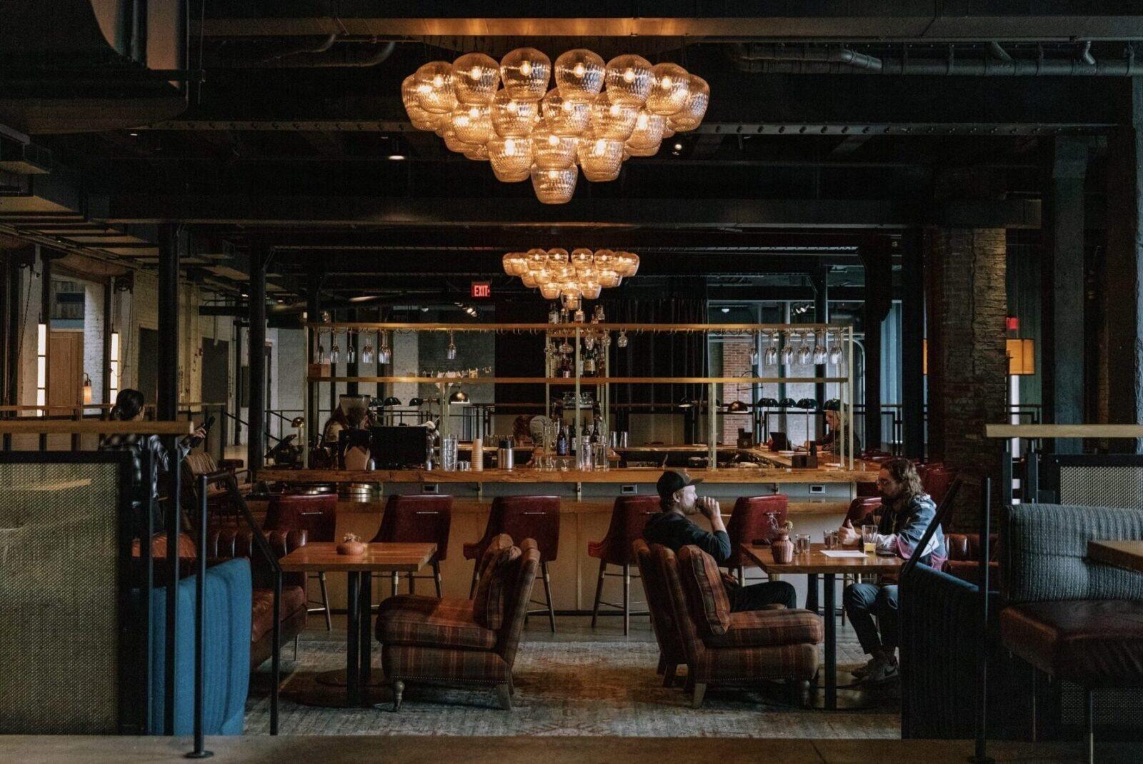Picture of Crossroads Hotel