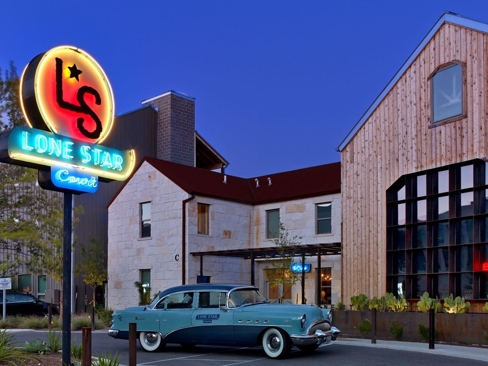 Picture of Lone Star Court