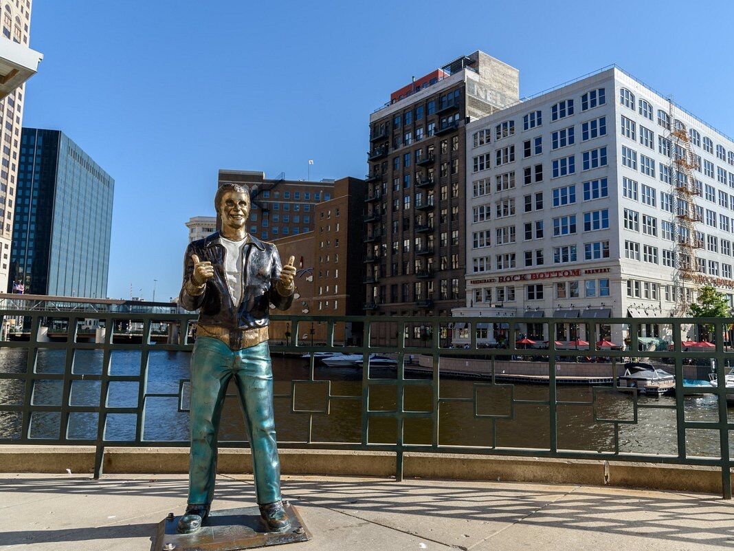 Picture of Bronze Fonz by Gerald P. Sawyer