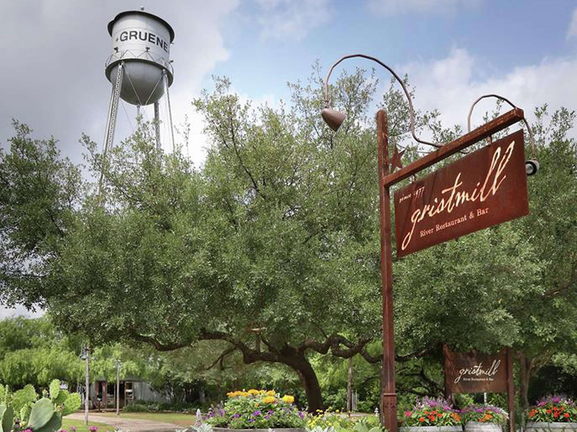 Picture of Gristmill River Restaurant & Bar