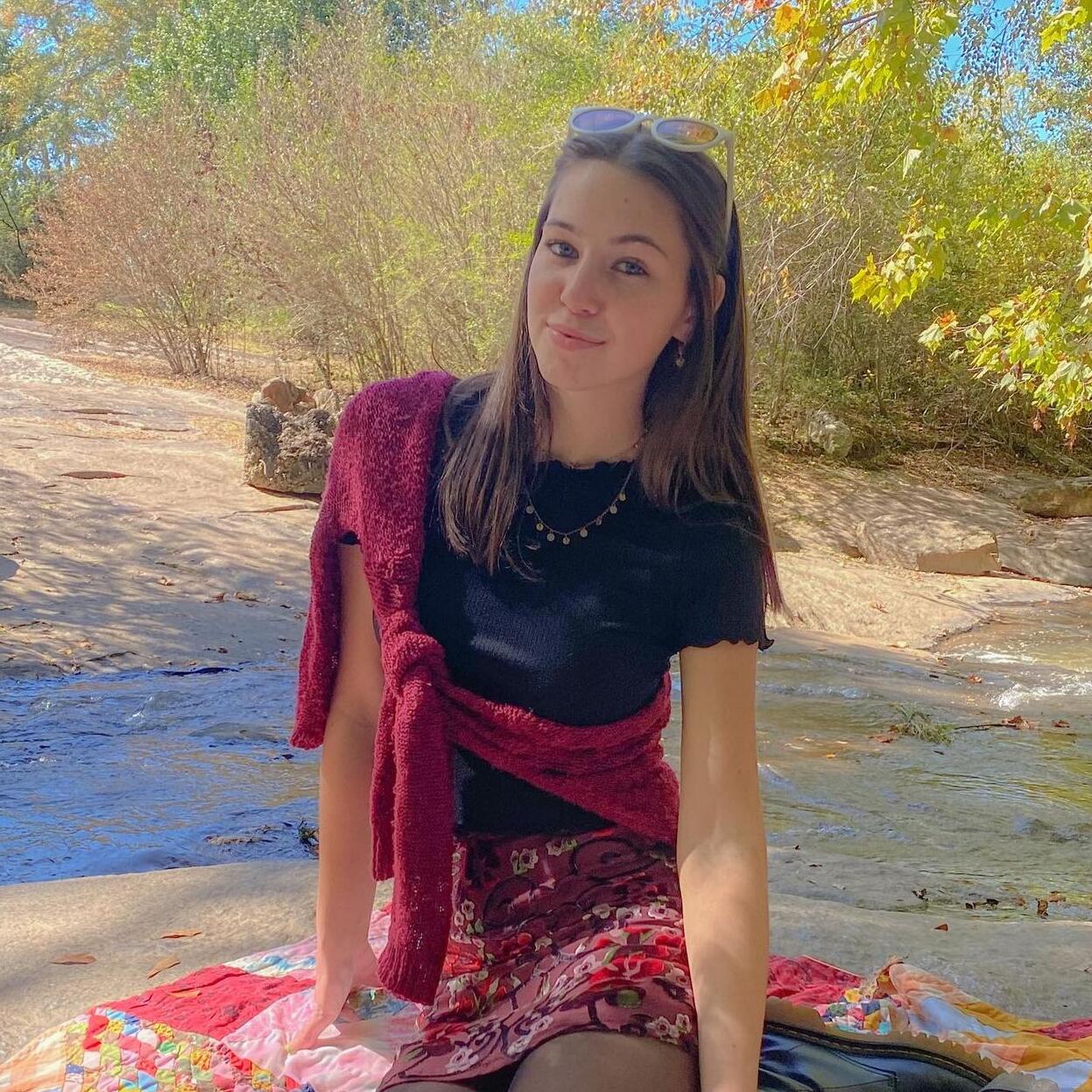 Lizzie Long 