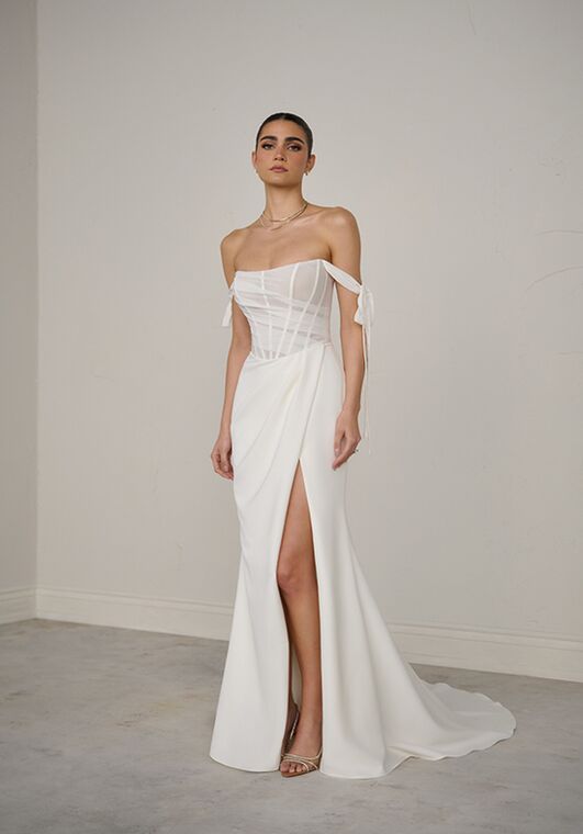Justin Alexander Signature Cadenza Fit-and-Flare Wedding Dress - 6