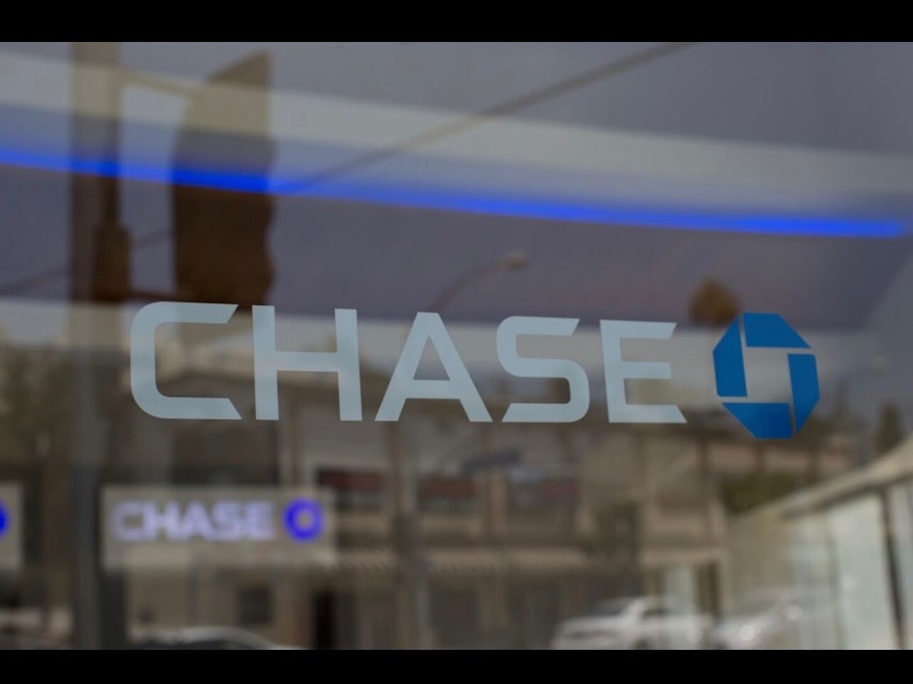Picture of Chase Bank