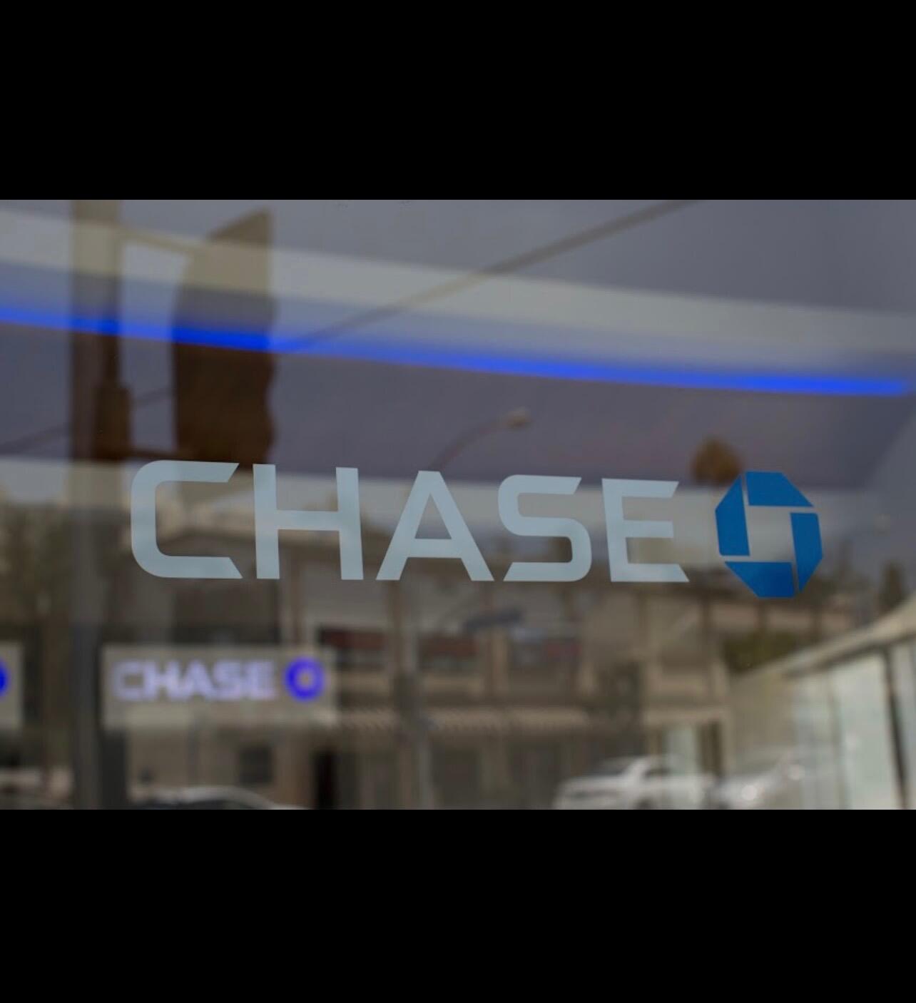 Picture of Chase Bank