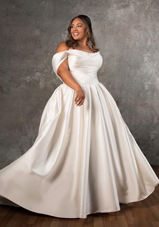 Essense of Australia D4427 A-Line Wedding Dress - 3
