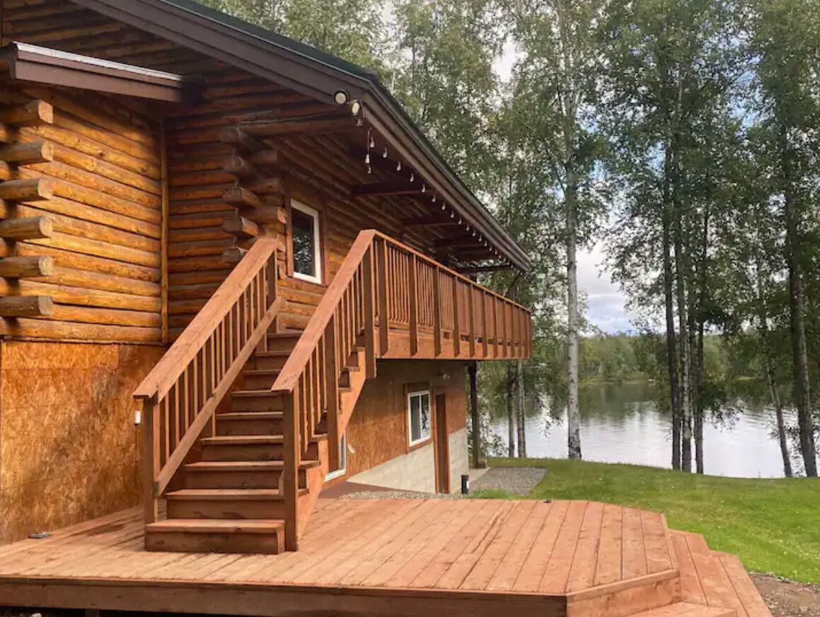Picture of Lakefront Airbnb