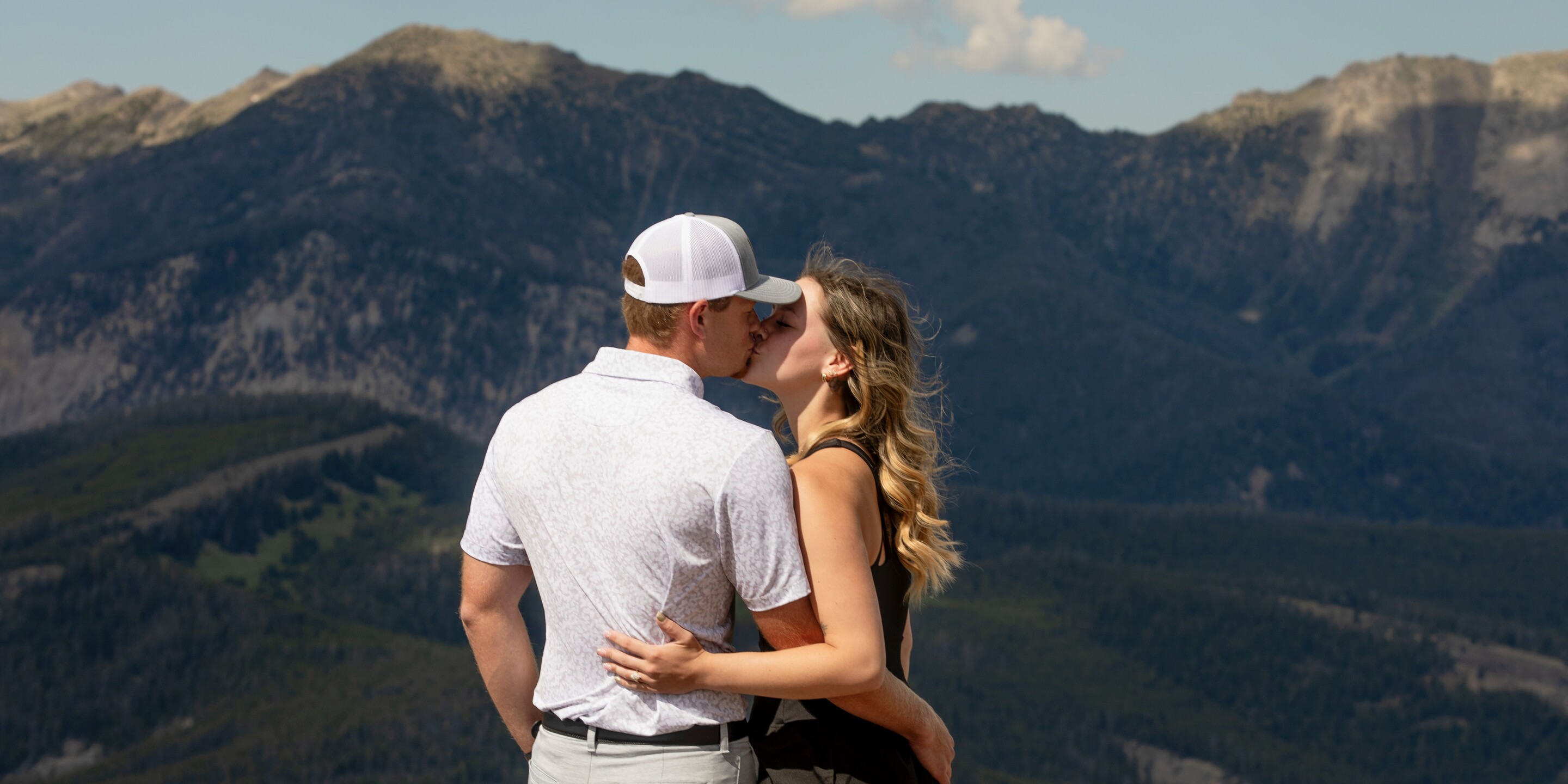 Annie & Dawson Home Page Banner