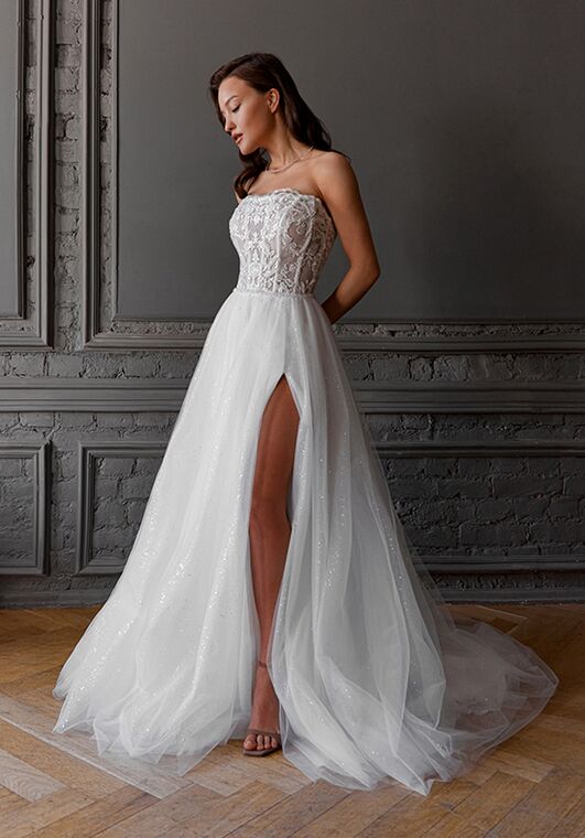 a line tulle wedding dress