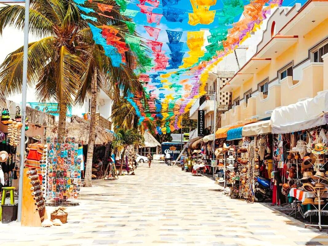 Picture of Mercado 28