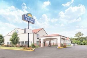 Picture of Days Inn & Suites by Wyndham Seaford
